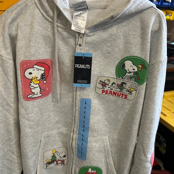 Peanut zip up hoodie size Large - Picture 2 of 2